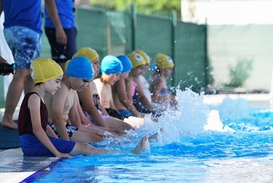 Yenişehir’de yüzme eğitimi